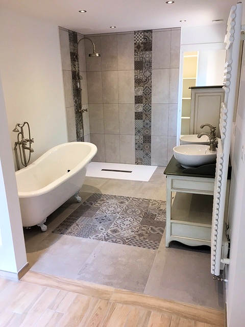 IODE Romorantin-Salle de bains rétro